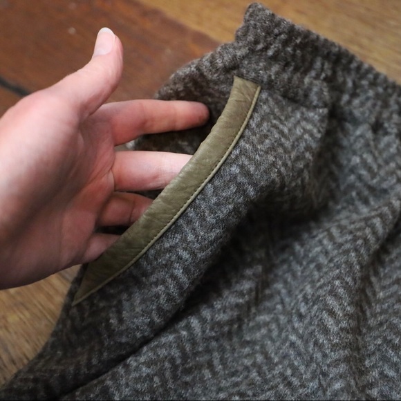 \J. Crew\• Leather-Tipped Bell Skirt - Picture 11 of 13